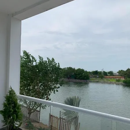 Vista Del Mar